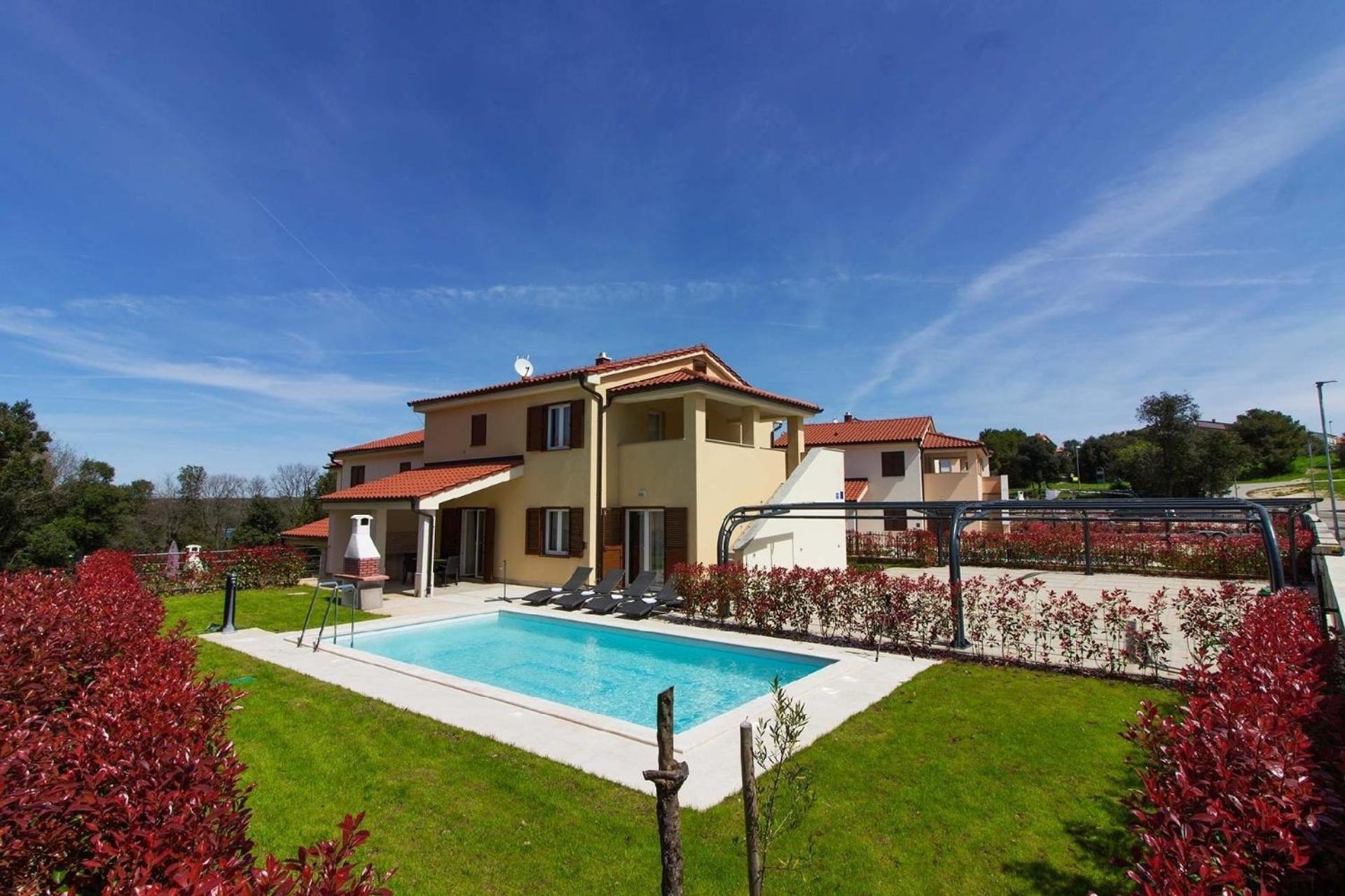 Mit Privatpool Fuer 20 Personen Ca 400 Qm In Banjole, Istrien Istrische Riviera * Banjole